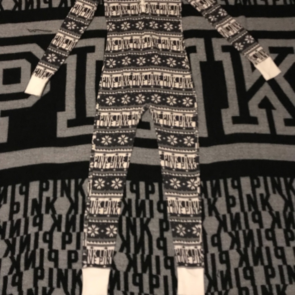 🆚 💕PINK 🎄❄️🎁 Christmas Onesie 🎁❄️🎄 - Picture 4 of 8